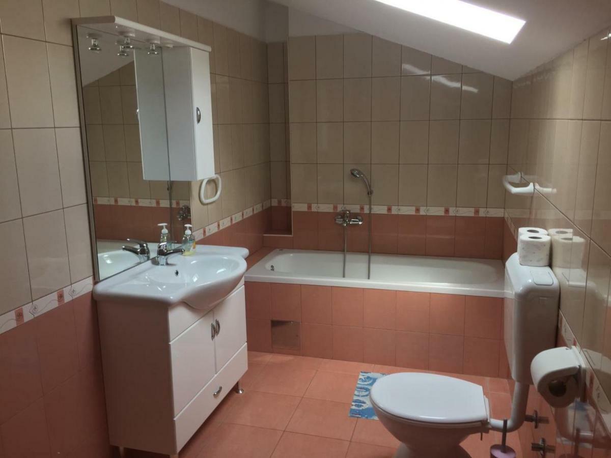 Вилла House Ema Barbat na Rabu Экстерьер фото
